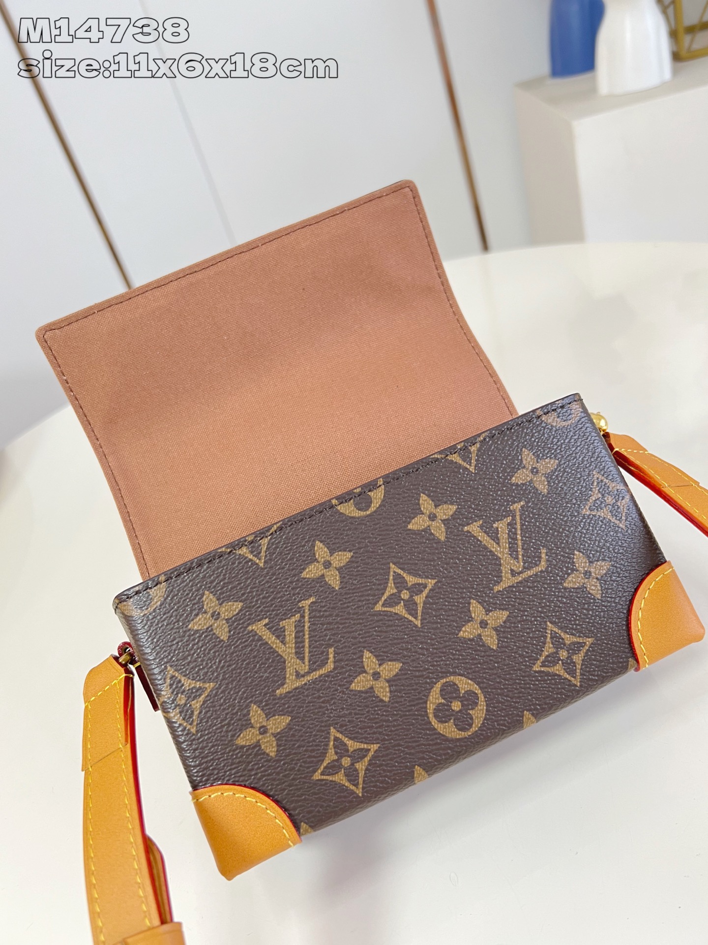 Bagsaaa LV M14738 Steamer Wearable Wallet - 18cm