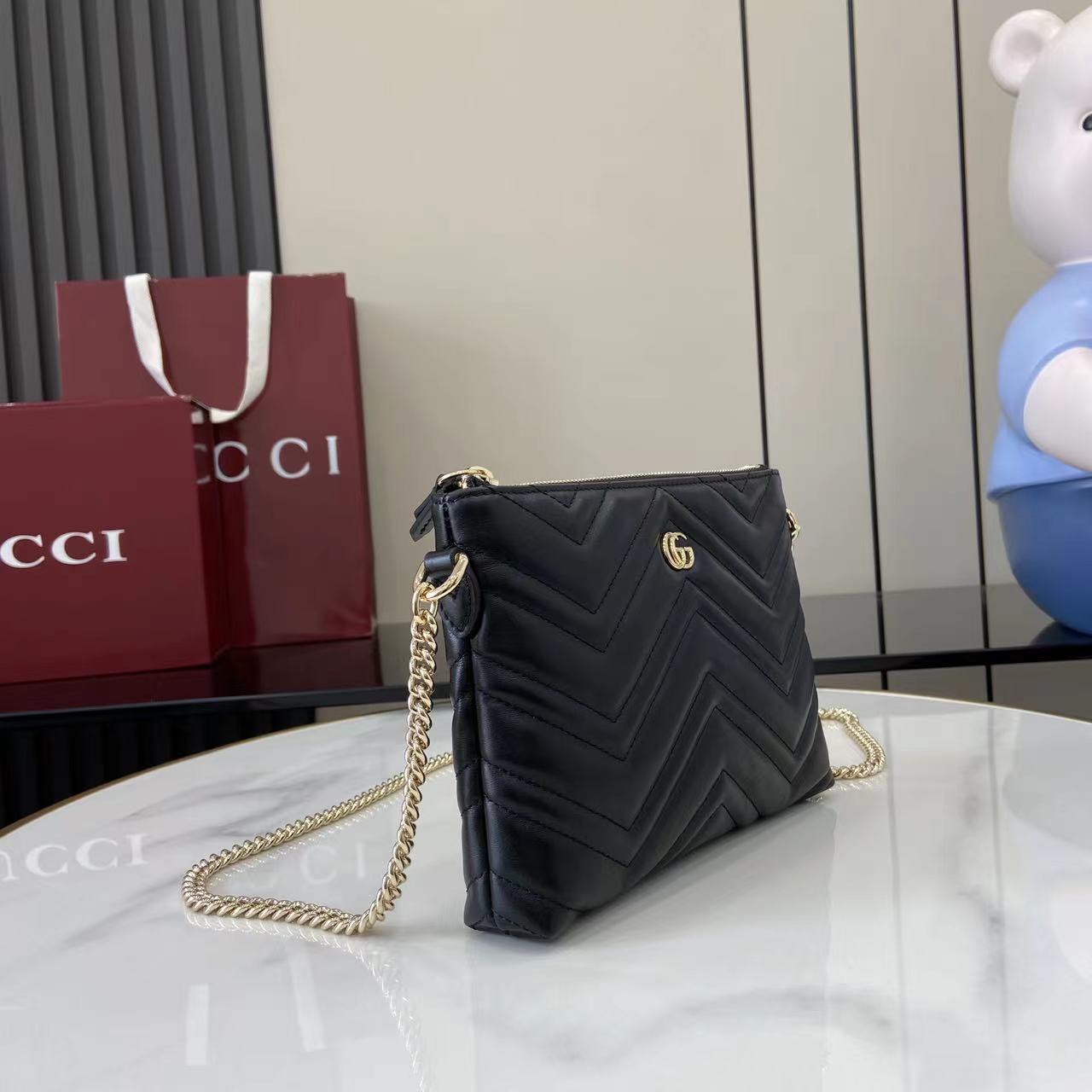 Bagsaaa Gvc*1 GG Marmont pochette with chain 837742 black - 21cm