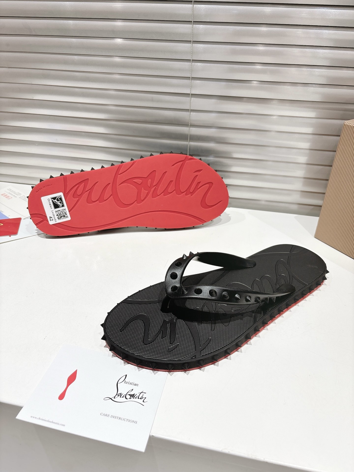 Bagsaaa Chr1st1an Loubotin S*per Loubi Flip Black
