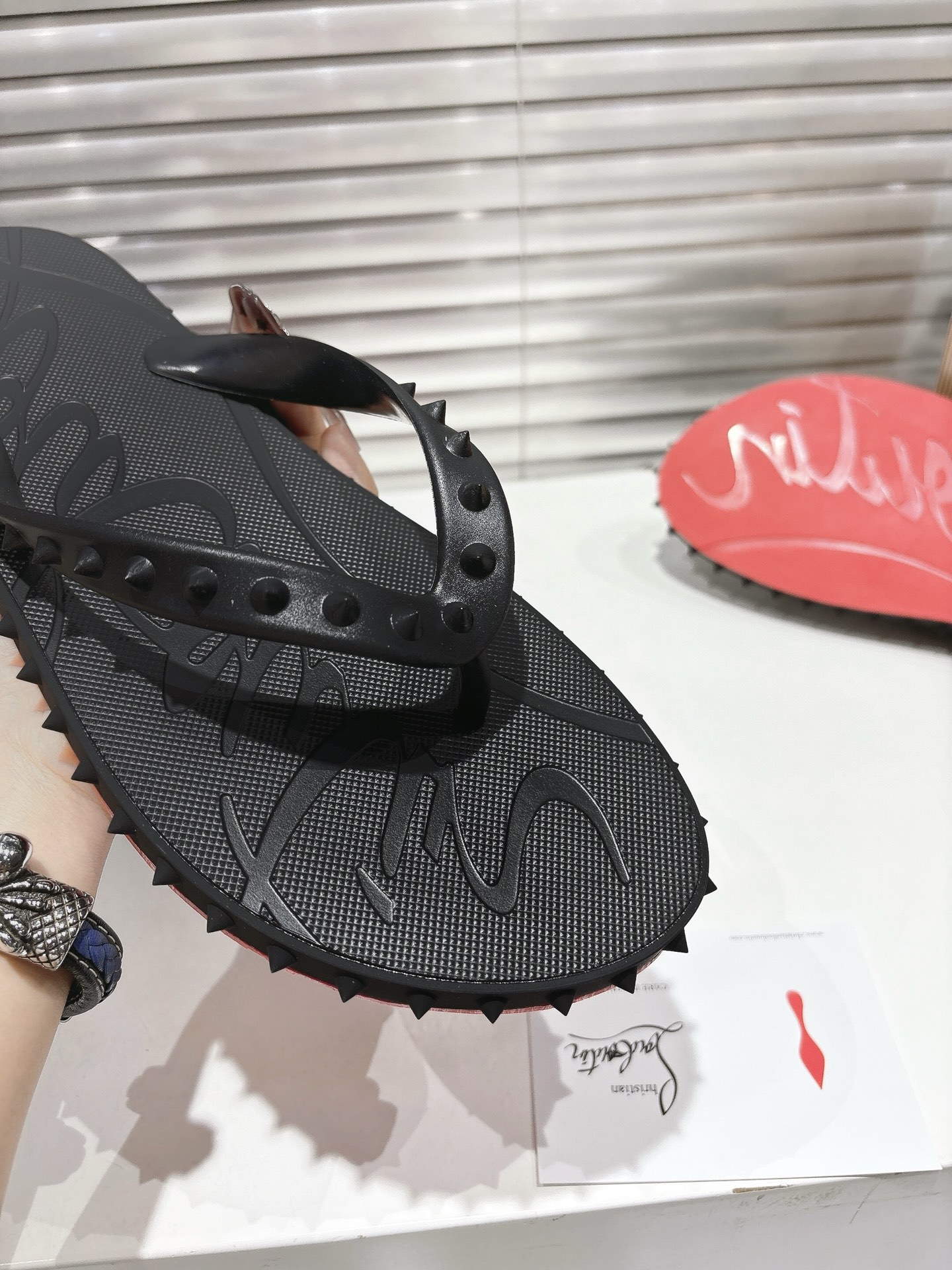Bagsaaa Chr1st1an Loubotin S*per Loubi Flip Black