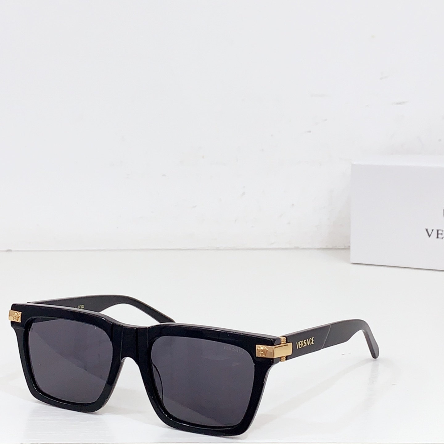 Bagsaaa Versace Sunglasses 01