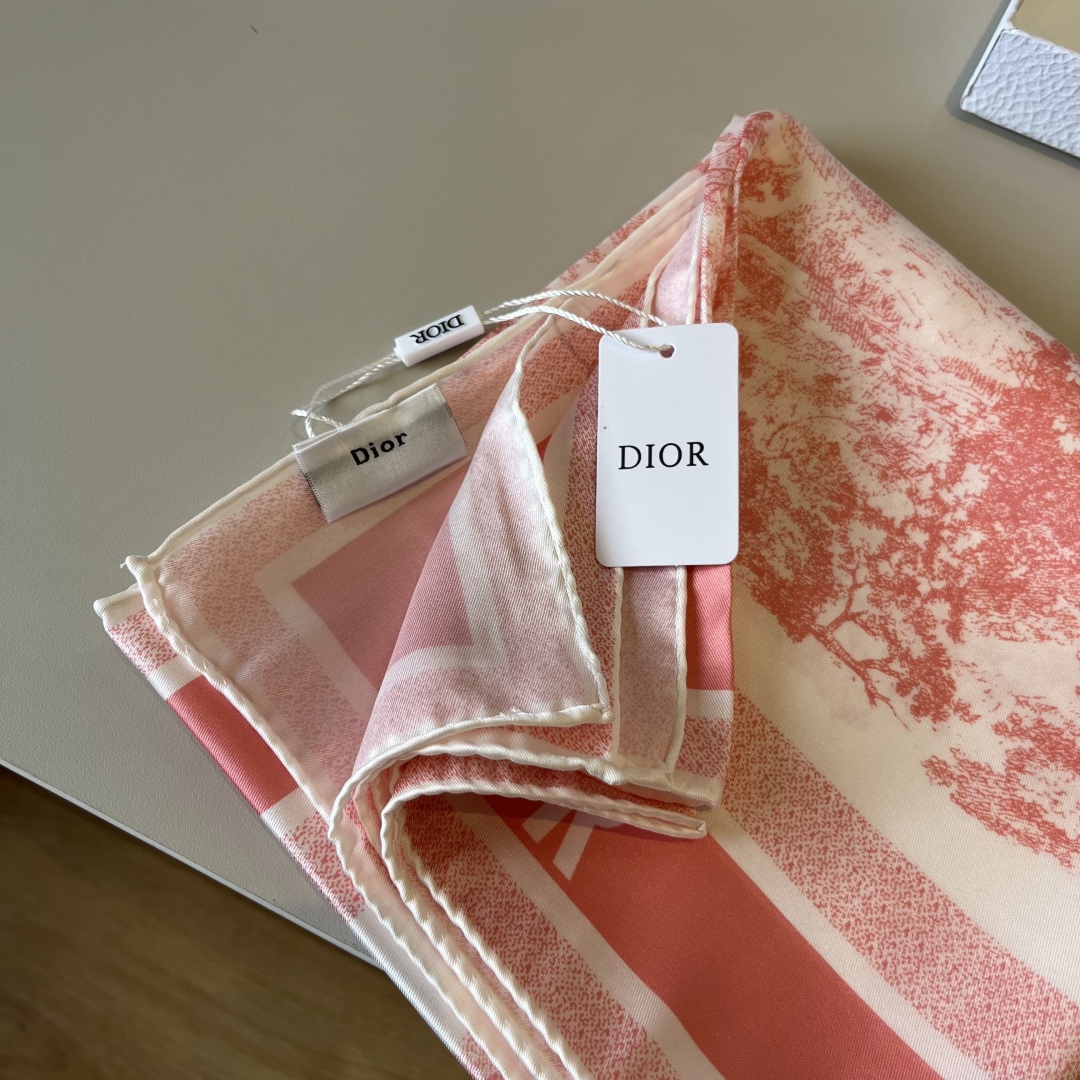 Bagsaaa D10r Scarf 01 - 90x90cm