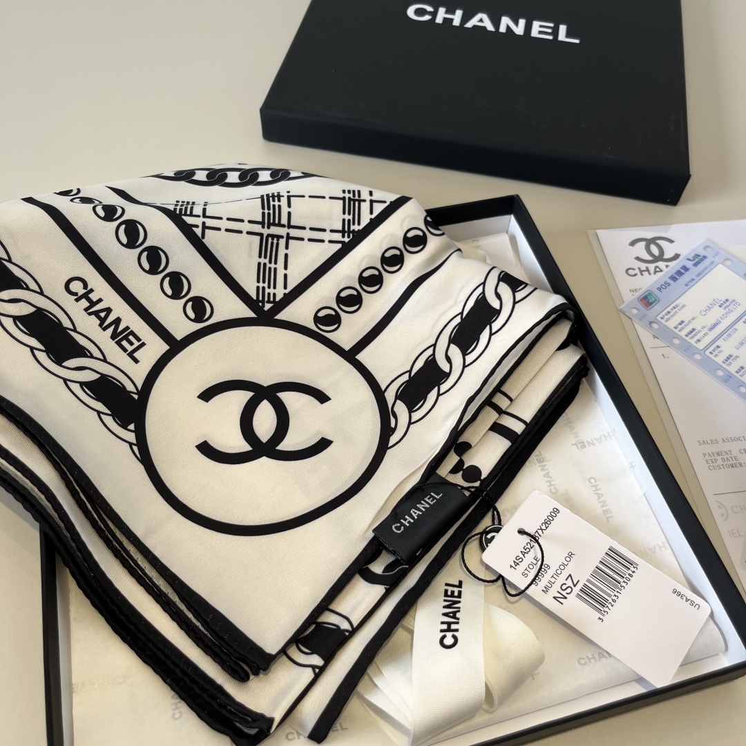 Bagsaaa Ch**el Scarf - 90x90cm