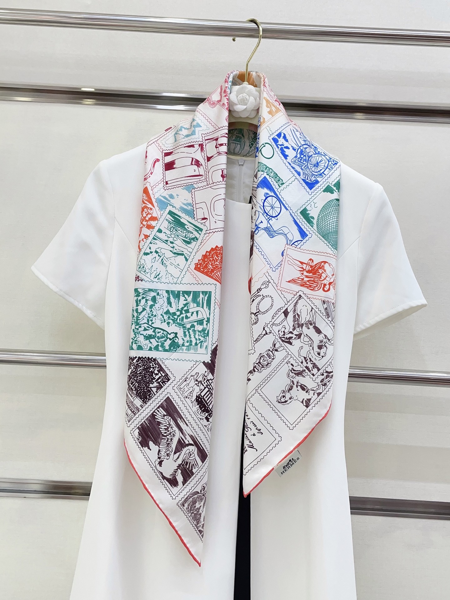 Bagsaaa H**me5 Scarf 04 - 90cm