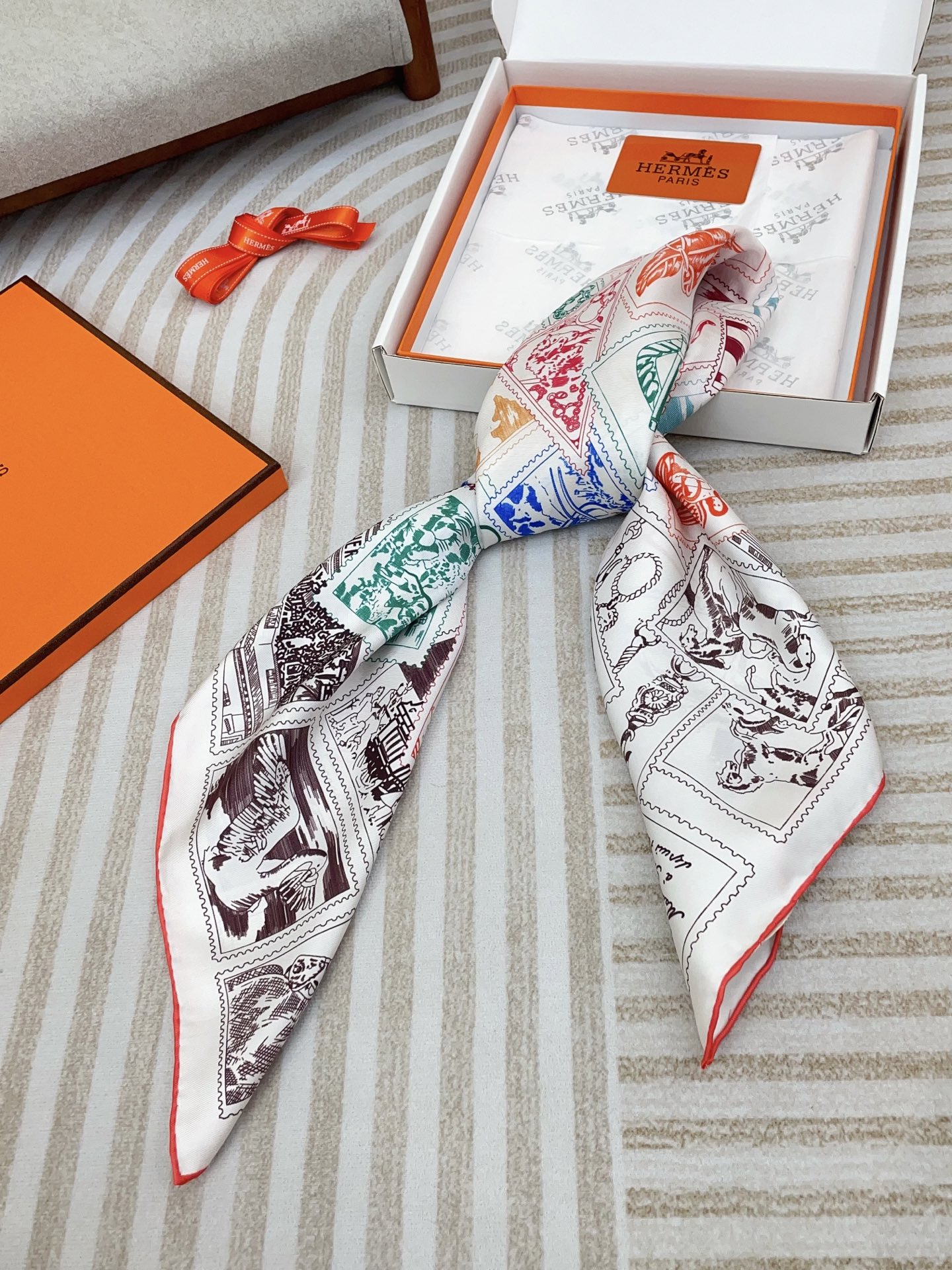 Bagsaaa H**me5 Scarf 04 - 90cm