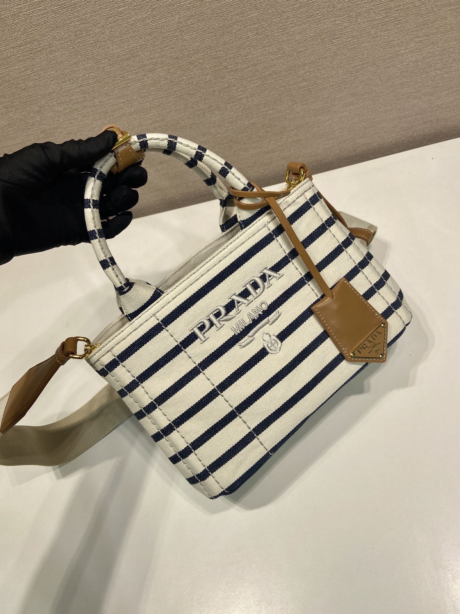 Bagsaaa Jardinière striped cotton canvas mini-bag 1BA038 ivory & navy - 22cm