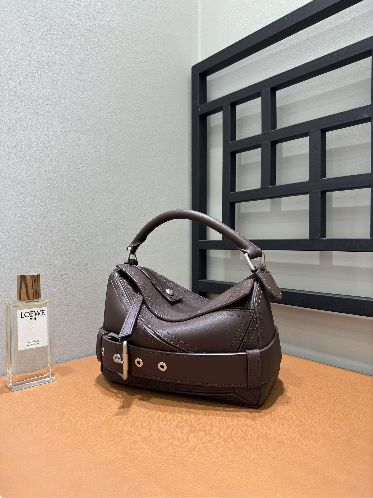 Bagsaaa L0ew* Small Puzzle Biker bag in shiny calfskin dark brown - 24cm