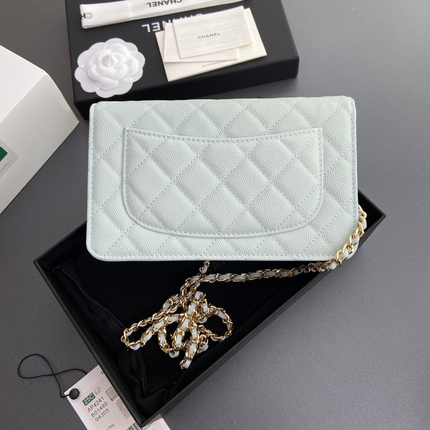 Bagsaaa Ch**el Classic Wallet on Chain Light Blue - 12.3 x 19.2 x 3.5cm