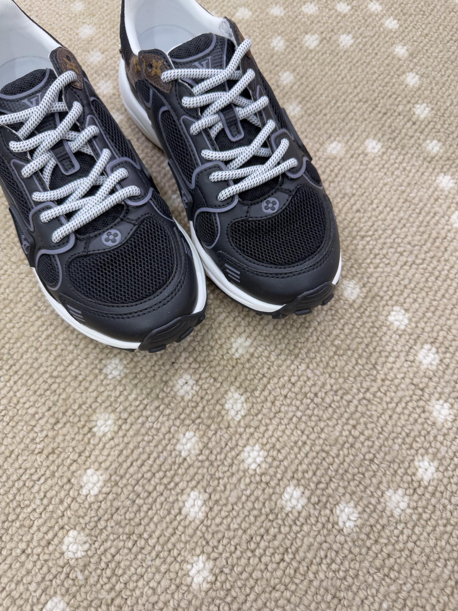 Bagsaaa LV Olympia Sneaker Black