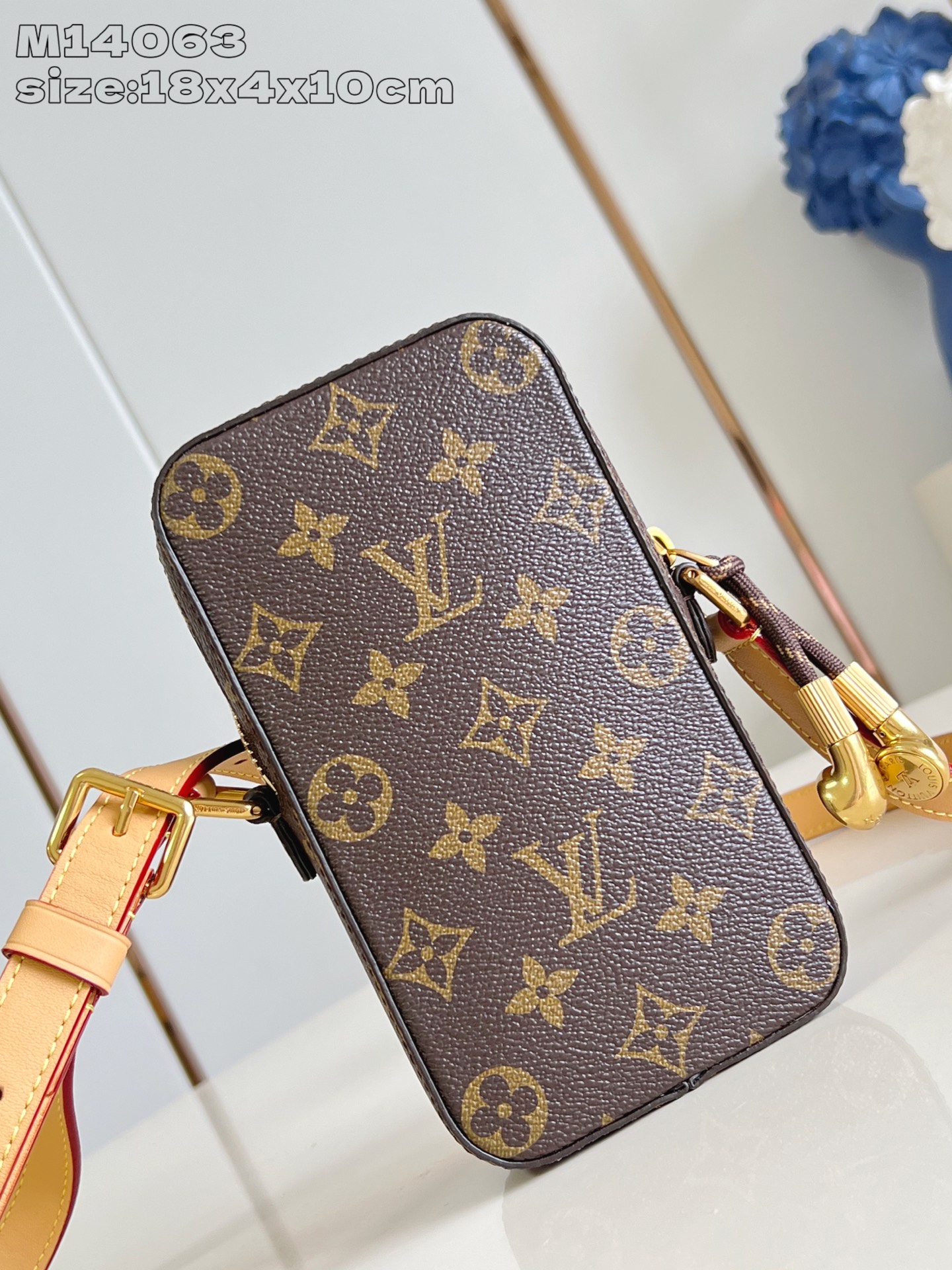 Bagsaaa LV M14063 Music Player Wearable Wallet - 18.5cm