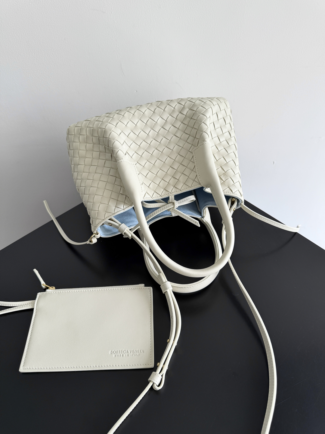 Bagsaaa B0tt*ga Ven*ta Small Pinacoteca Tote 819004 Sea salt/ice - 24cm