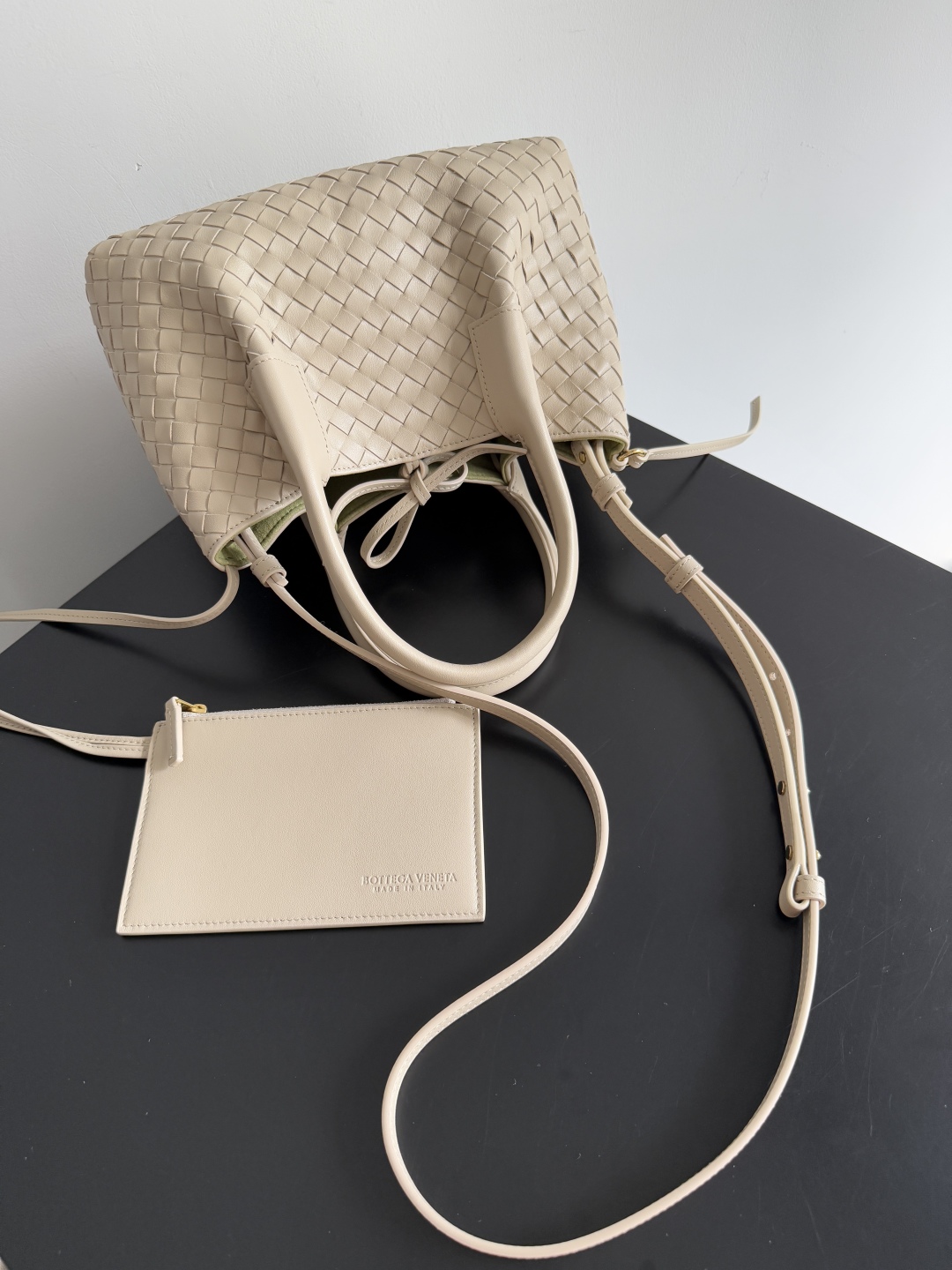 Bagsaaa B0tt*ga Ven*ta Small Pinacoteca Tote 819004 beige - 24cm