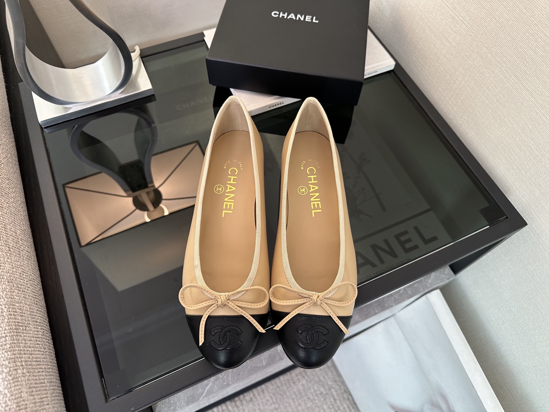Bagsaaa Ch**el Ballet flats Beige Back Lambskin G02819