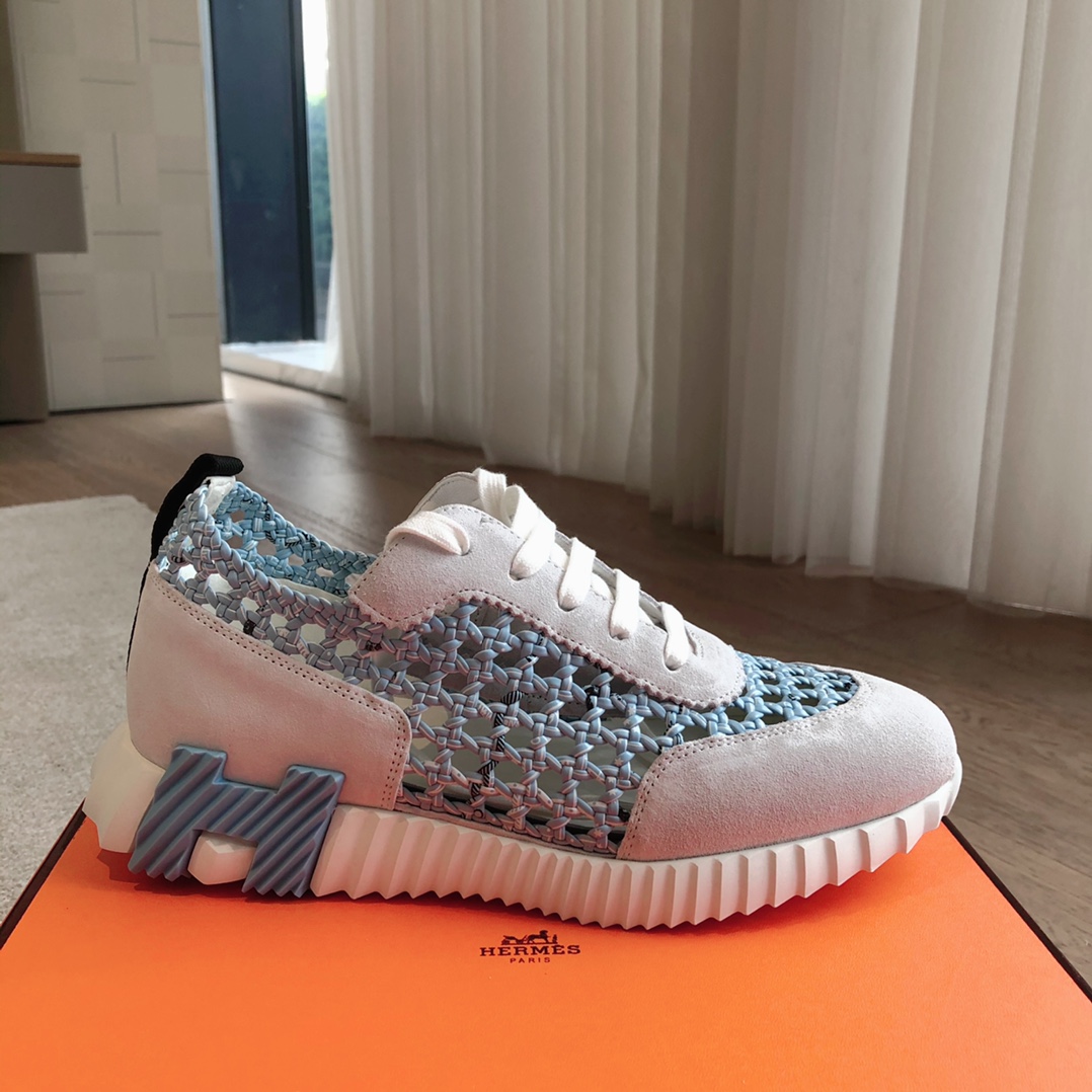 Bagsaaa H**me5 Bouncing sneaker white & blue
