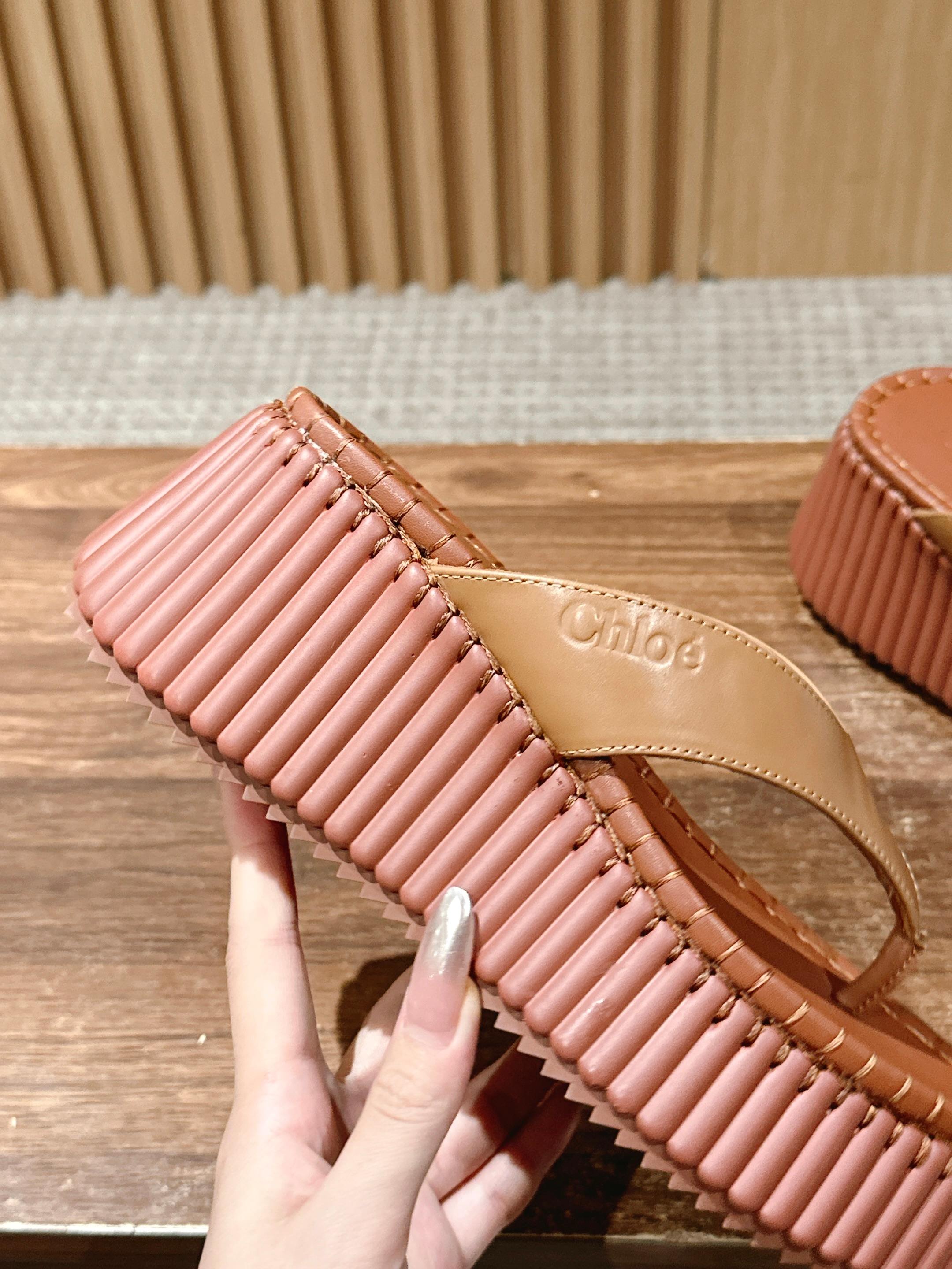 Bagsaaa Chloe Nama wedge slide Ochre 8cm