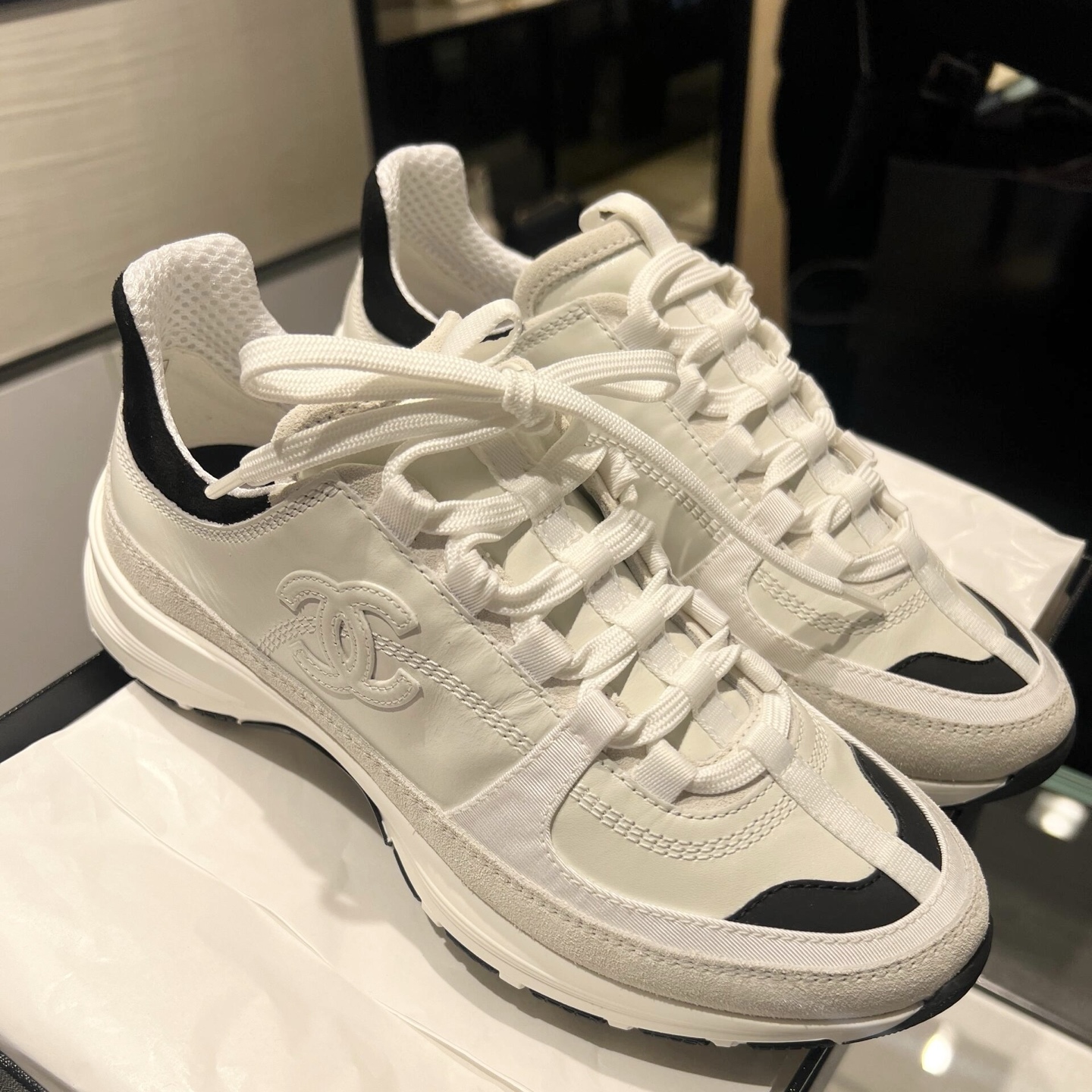Bagsaaa Ch**el Sneakers G46609 White & Black Calfskin & Suede