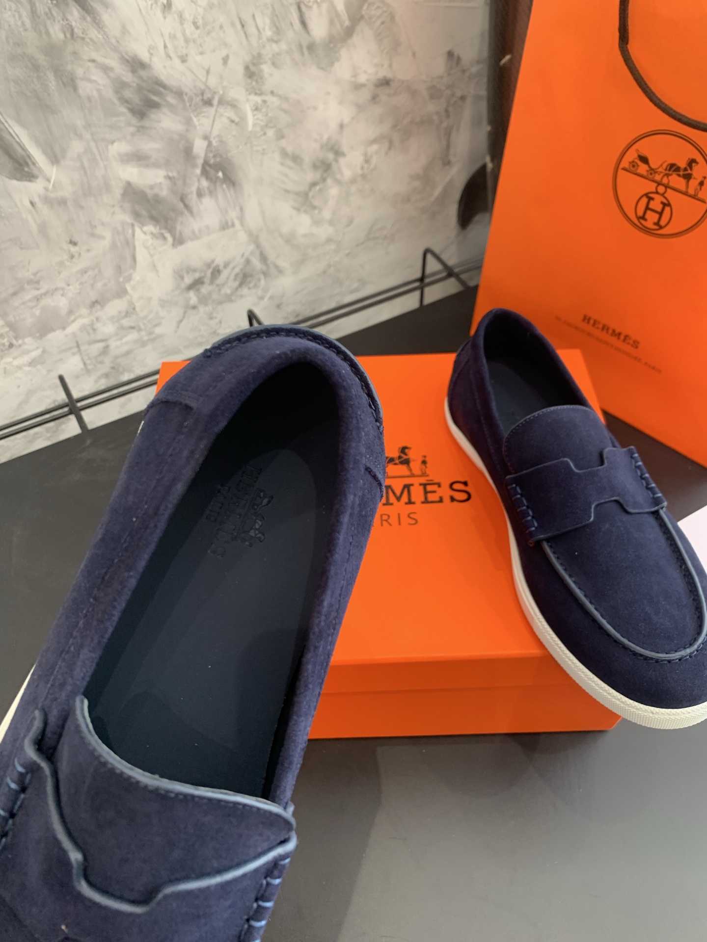 Bagsaaa H**me5 Job loafer navy blue
