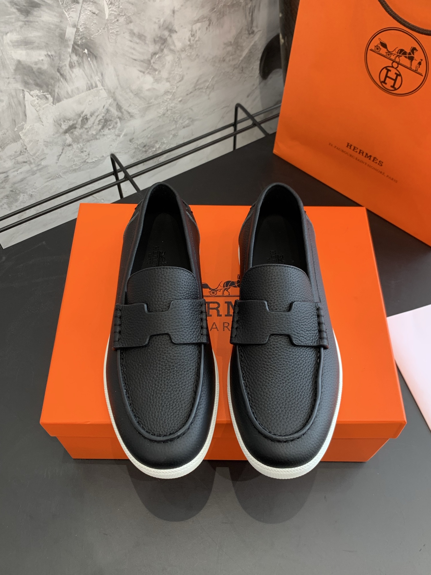 Bagsaaa H**me5 Job loafer black