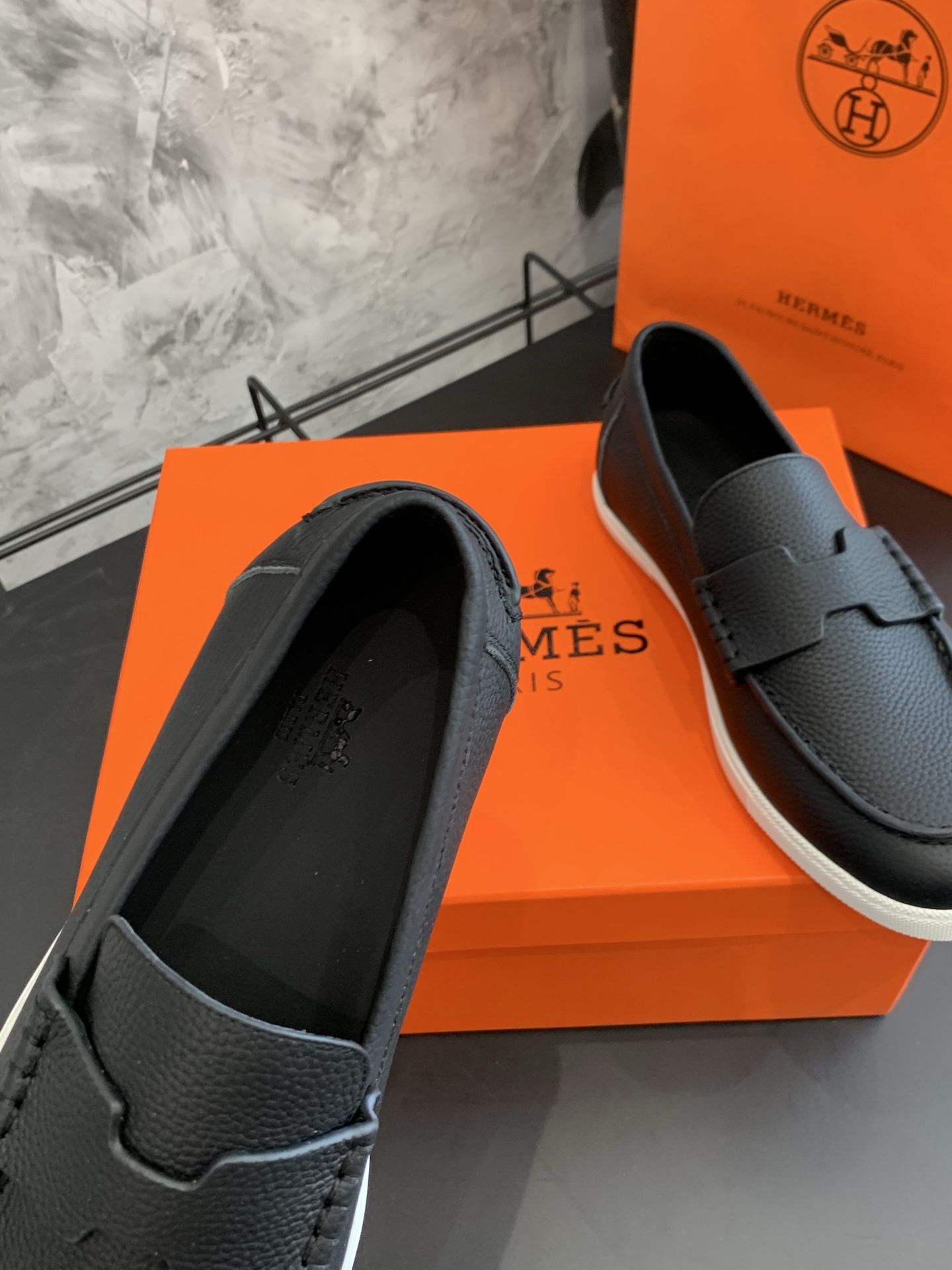 Bagsaaa H**me5 Job loafer black
