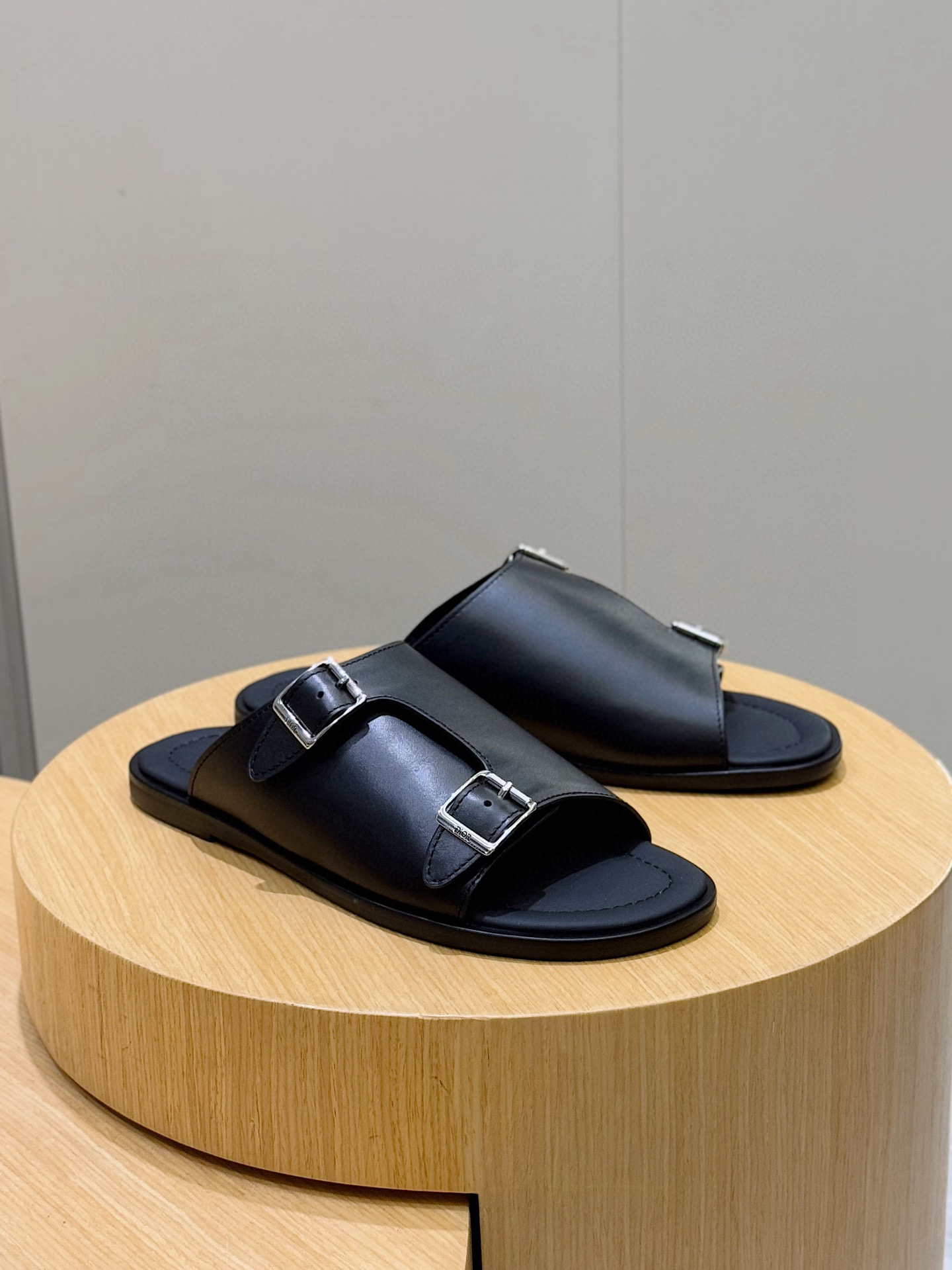 Bagsaaa D10r Alias Sandal Black Smooth Calfskin