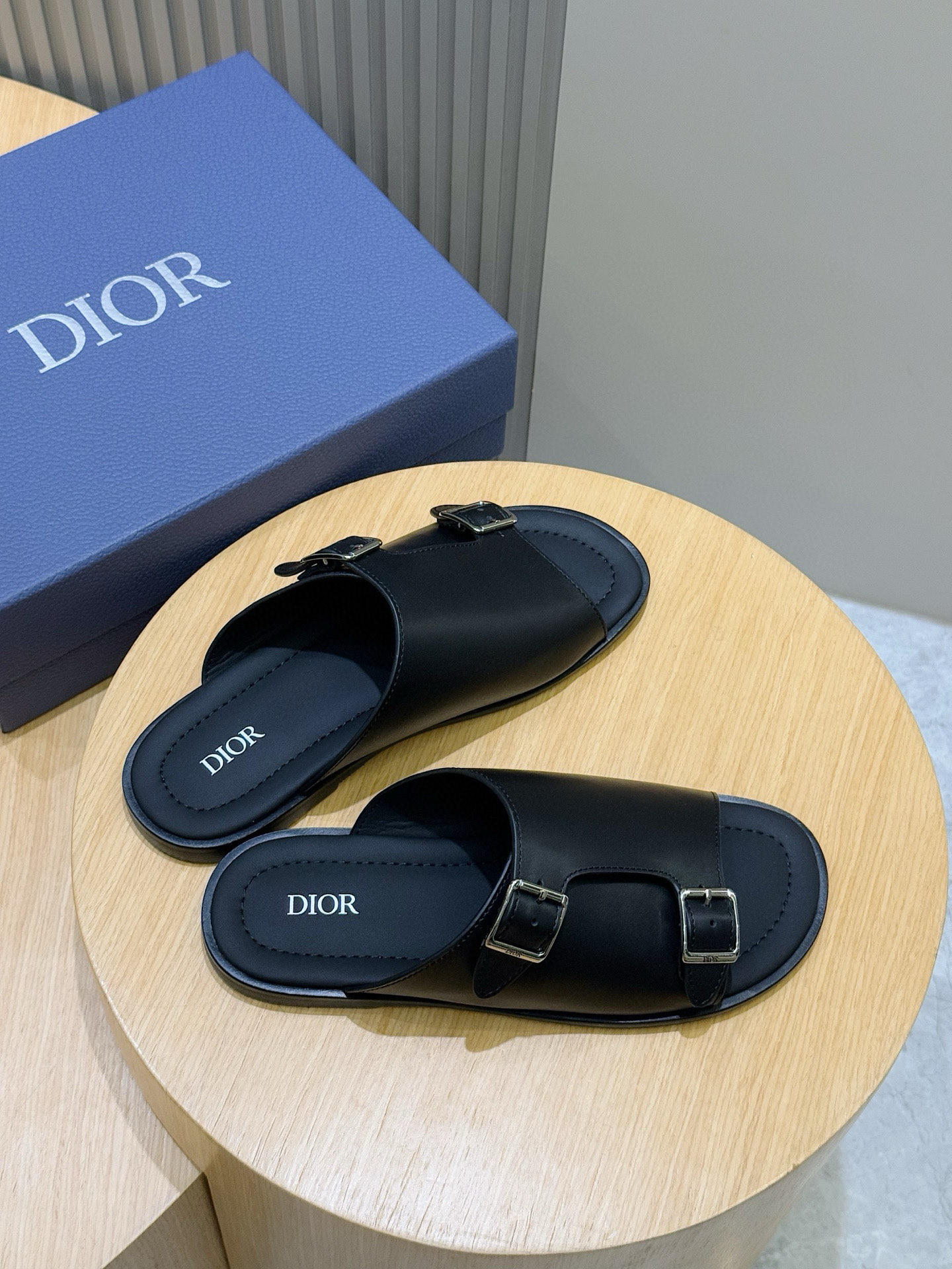 Bagsaaa D10r Alias Sandal Black Smooth Calfskin