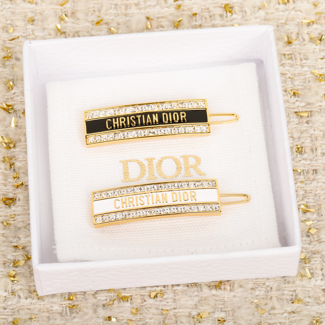 Bagsaaa D10r Night Code Barrette set 2 items