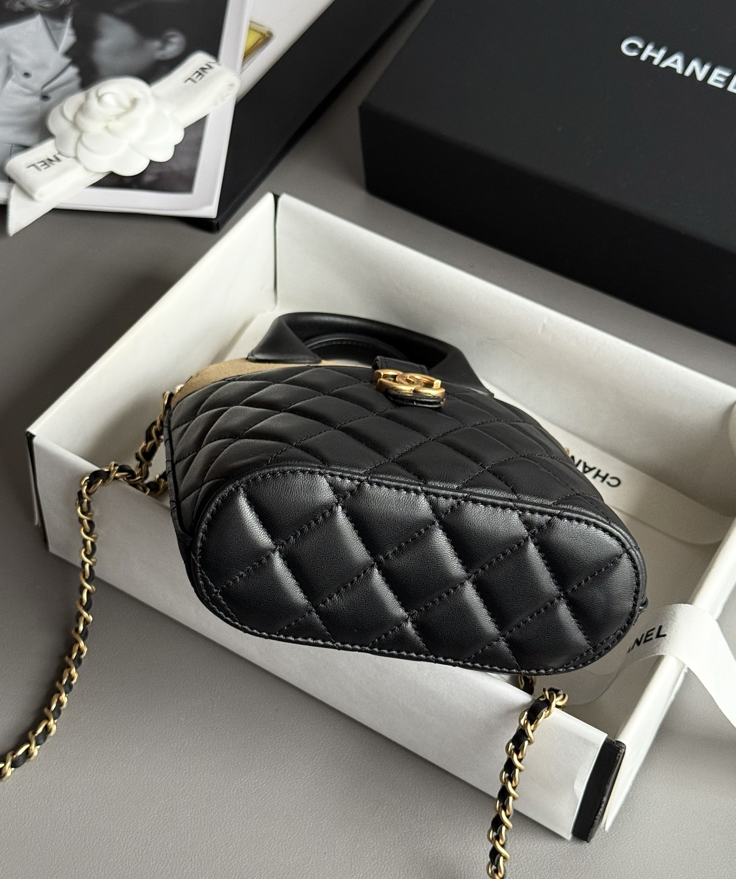 Bagsaaa Ch**el Clutch With Chain AP4742 Black & Beige suede - 18cm
