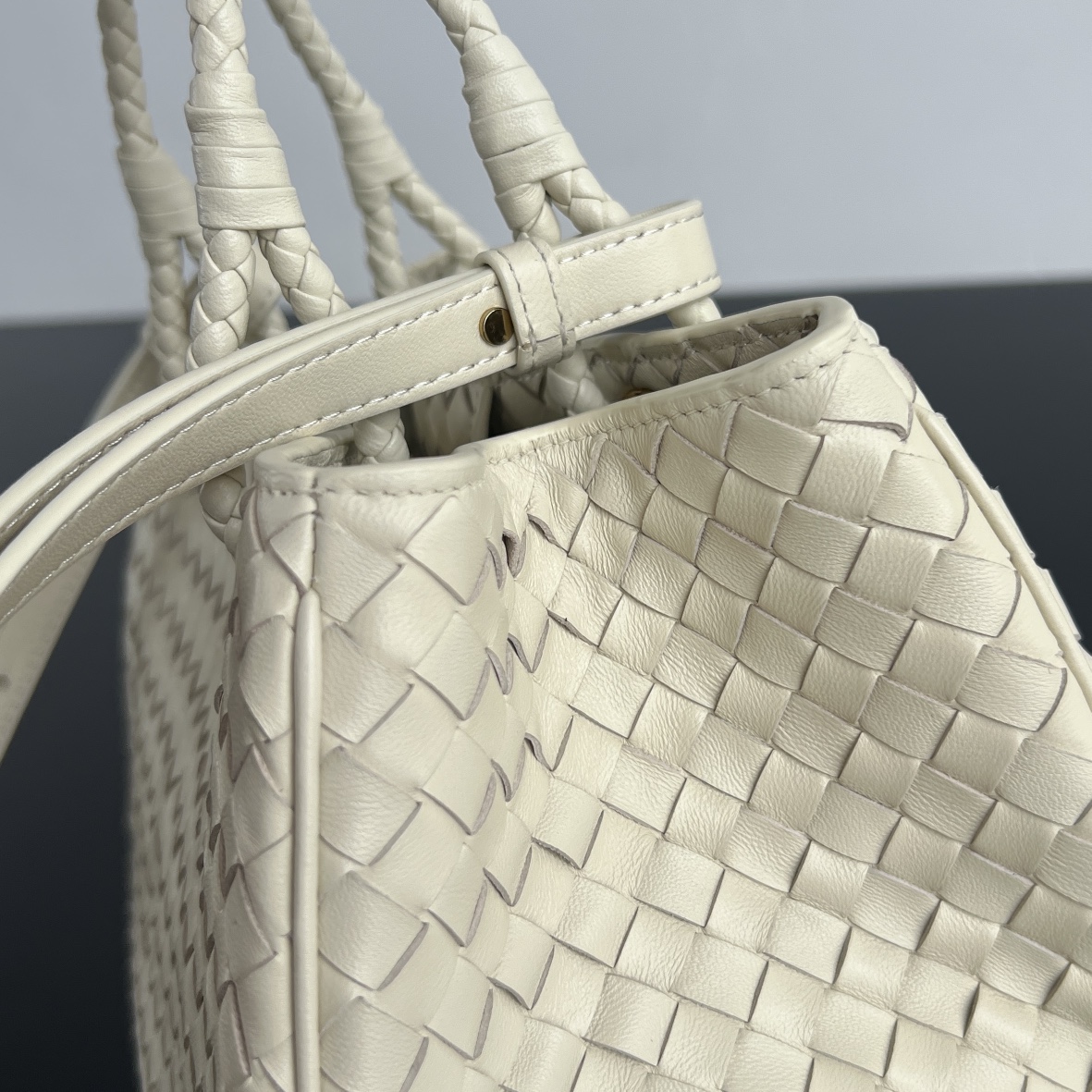 Bagsaaa B0tt*ga Ven*ta Basket Bag 836261 Sea salt - 31cm