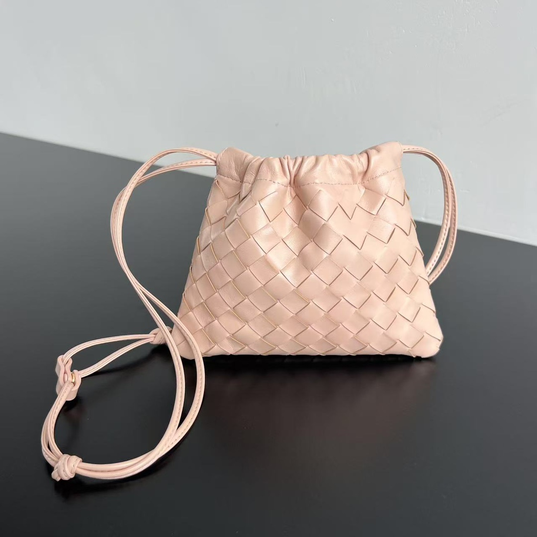 Bagsaaa B0tt*ga Ven*ta Small Dustbag 816987 light pink - 21cm