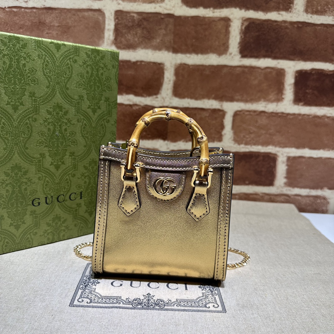 Bagsaaa Gvc*1 Diana nano bag 760251 Metallic gold - 16,5cm