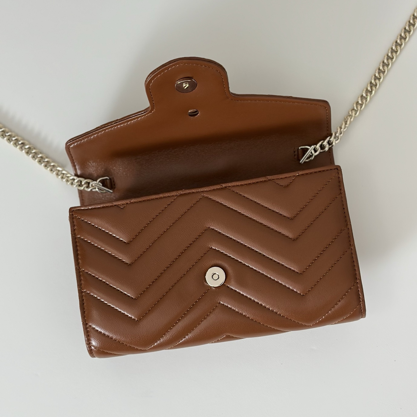 Bagsaaa Gvc*1 GG Marmont wallet on chain ‎837745 brown - 19.5cm