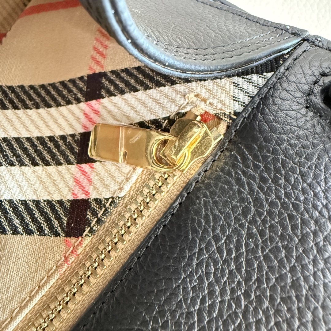 Bagsaaa Bv*b*rry Mini Cotswolds Tote black - 24.5cm