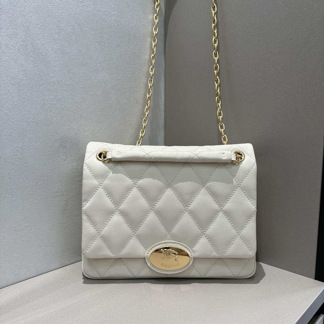 Bagsaaa Bv*b*rry Medium Strand Bag​ Cream - 27cm