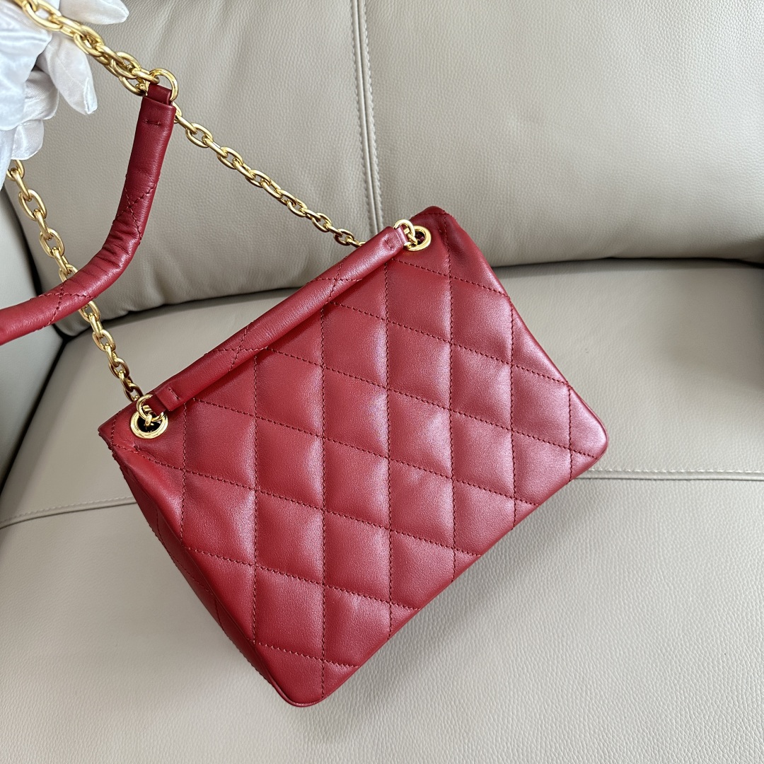 Bagsaaa Bv*b*rry Medium Strand Bag​ red - 27cm