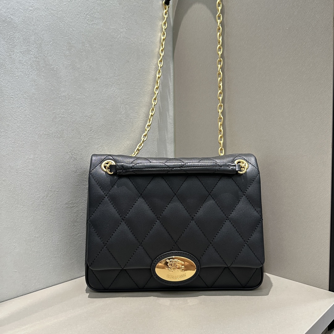 Bagsaaa Bv*b*rry Medium Strand Bag​ black - 27cm