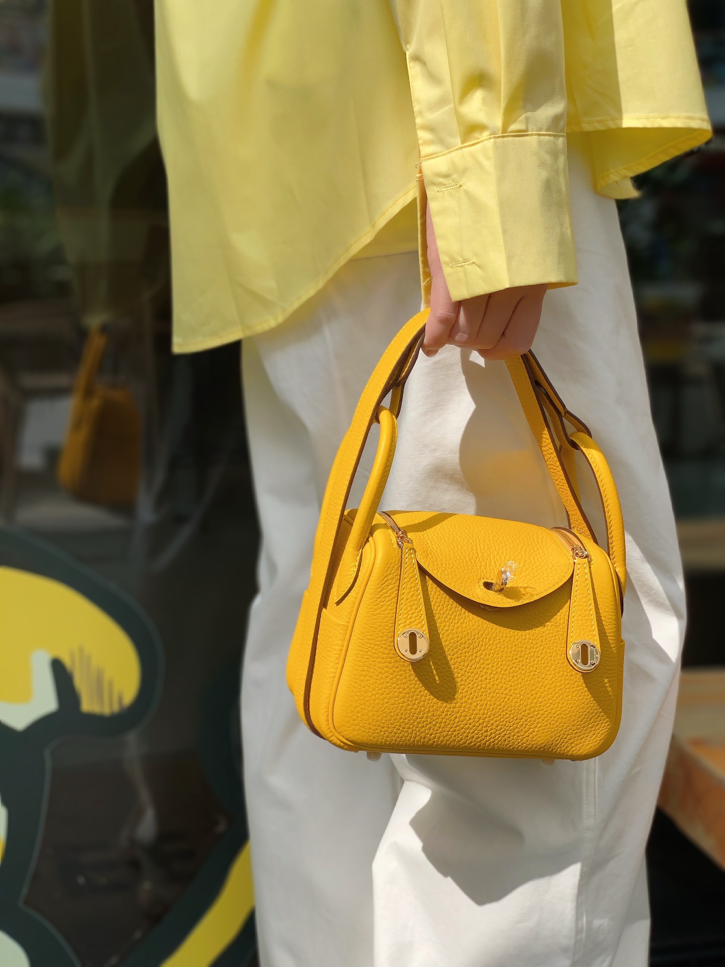 Bagsaaa H**me5 mini Lindy Yellow Togo & Gold - 20cm