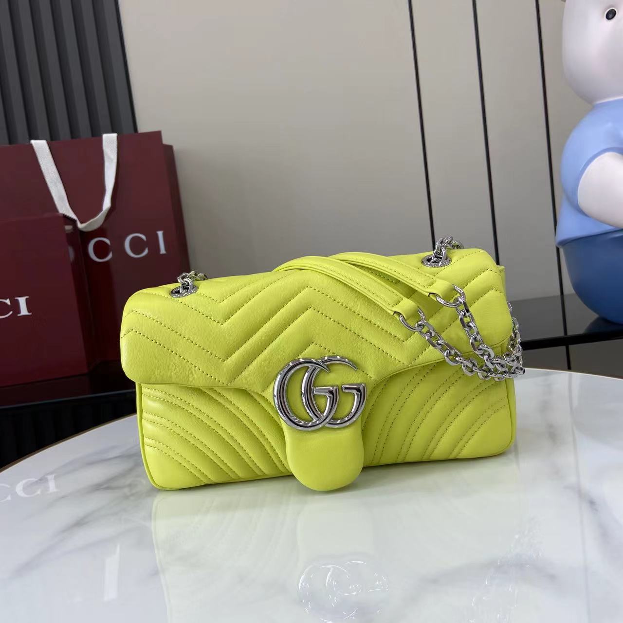 Bagsaaa Gvc*1 GG Marmont medium shoulder bag 837267 bright green - 26cm