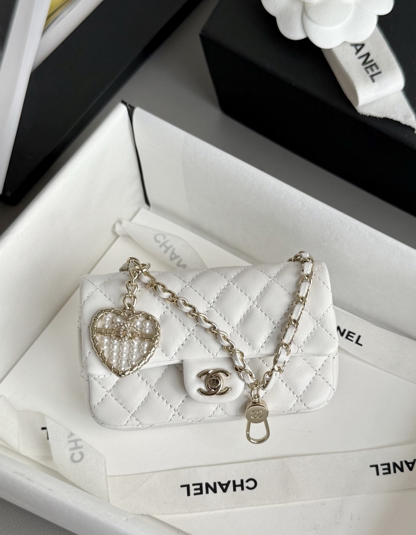 Bagsaaa Ch**el Classic Mini Bag with hook AP4760 White - 8 x 12.5 x 5cm