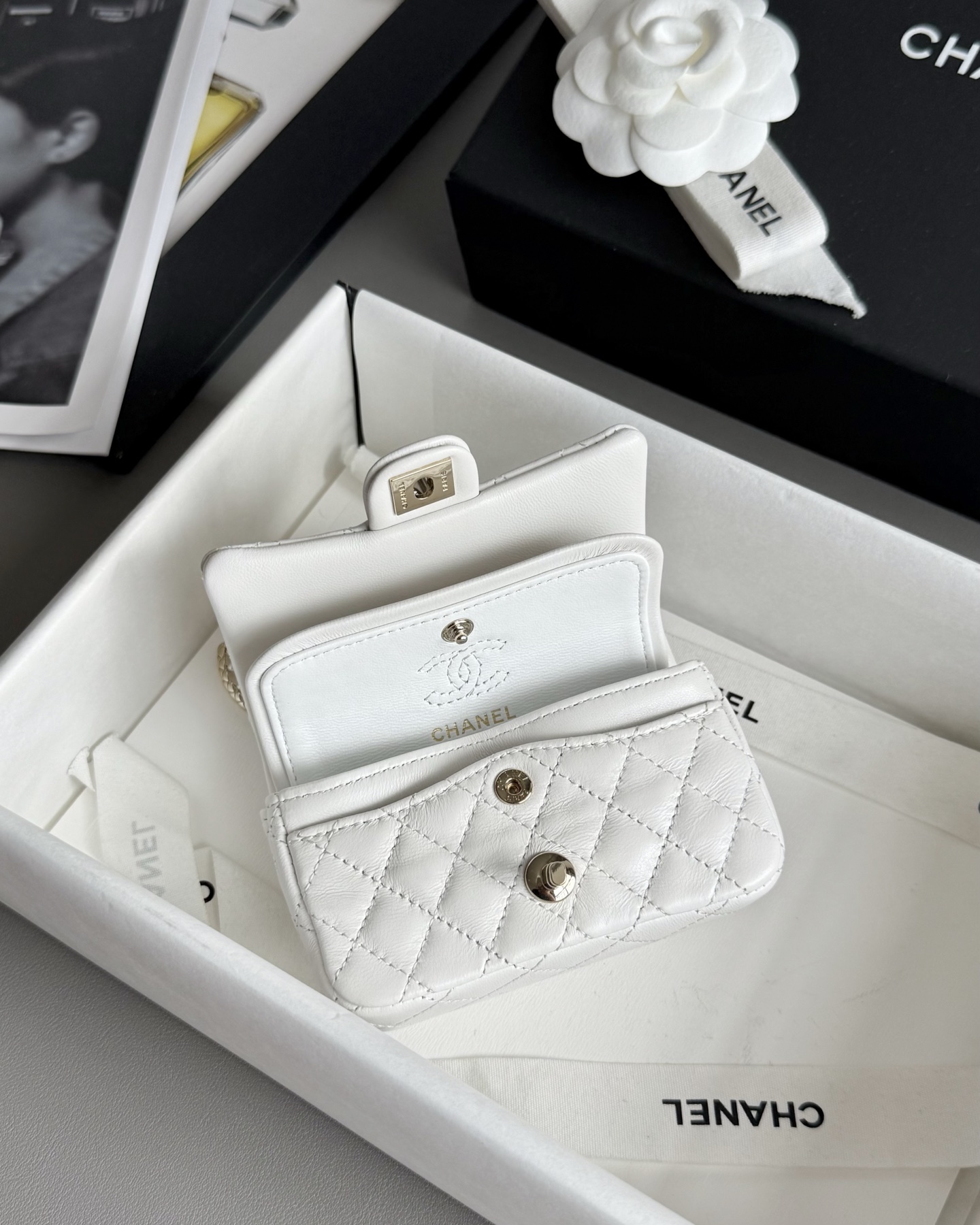 Bagsaaa Ch**el Classic Mini Bag with hook AP4760 White - 8 x 12.5 x 5cm