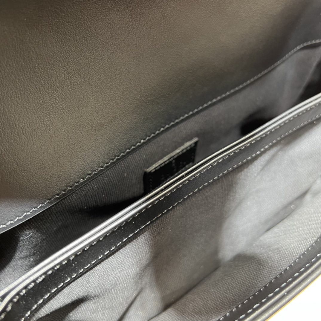 Bagsaaa Gvc*1 GG Marmont small shoulder bag 734814 black - 26.5cm