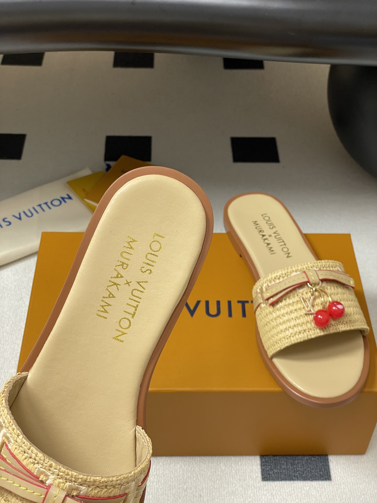 Bagsaaa LV x TM Lily Flat Mule Raffia