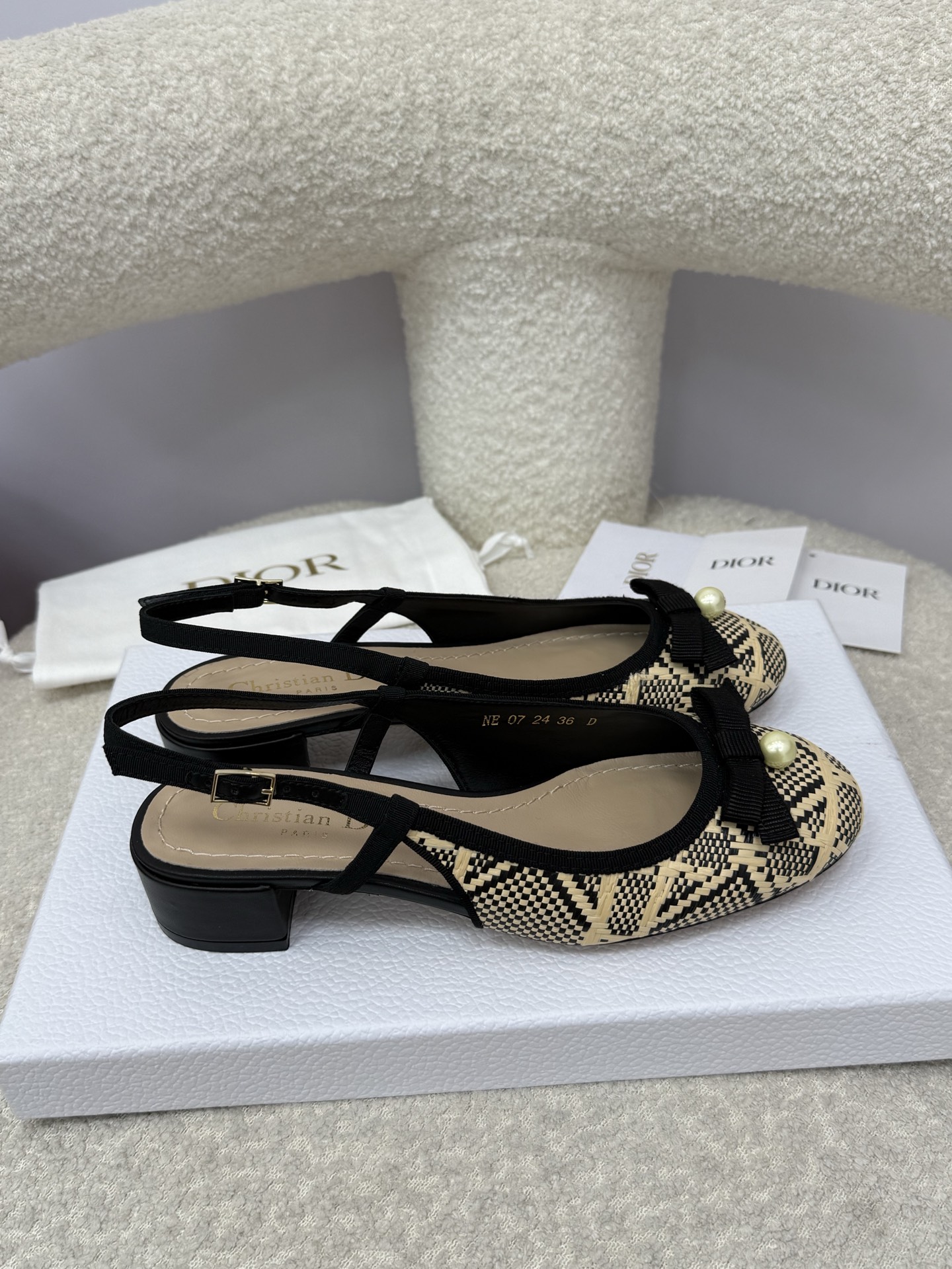 Bagsaaa D10r Ballet Slingback Pump Natural and Black Cannage Raffia 3cm