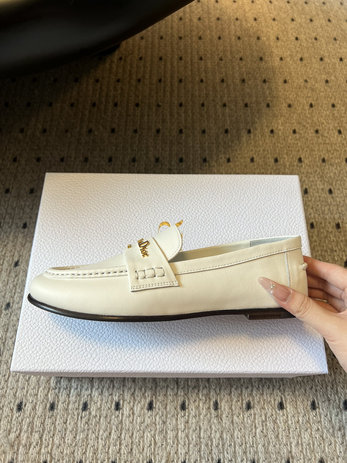 Bagsaaa D10r Boy Loafer White S*pple Calfskin