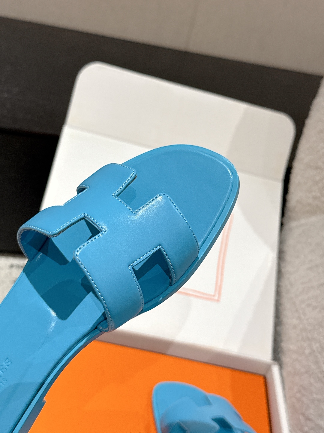 Bagsaaa H**me5 Oran Slippers Blue