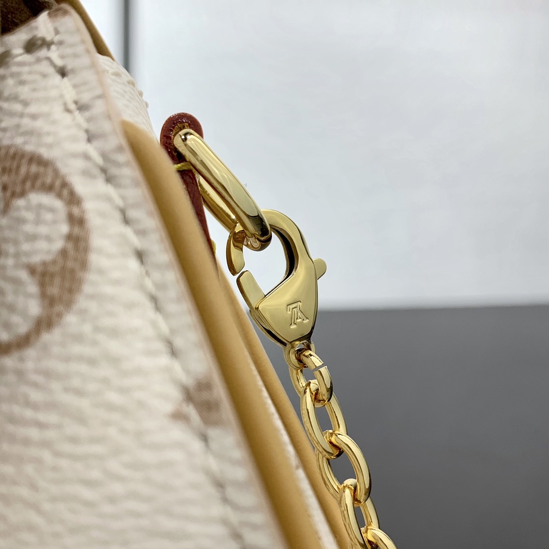 Bagsaaa LV M26583 Pochette Camille Monogram Dune - 20.5cm