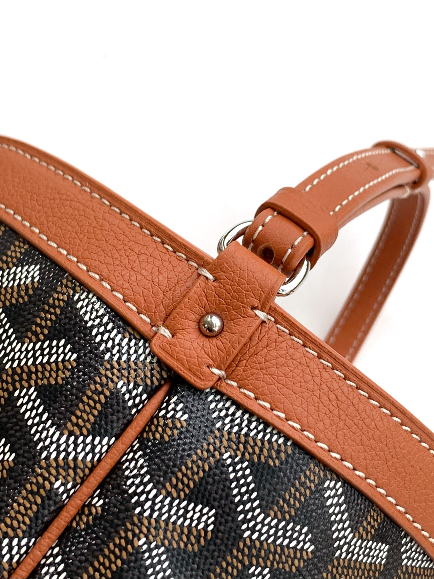 Bagsaaa G09ard Beluga Mini Bag brown - 23cm