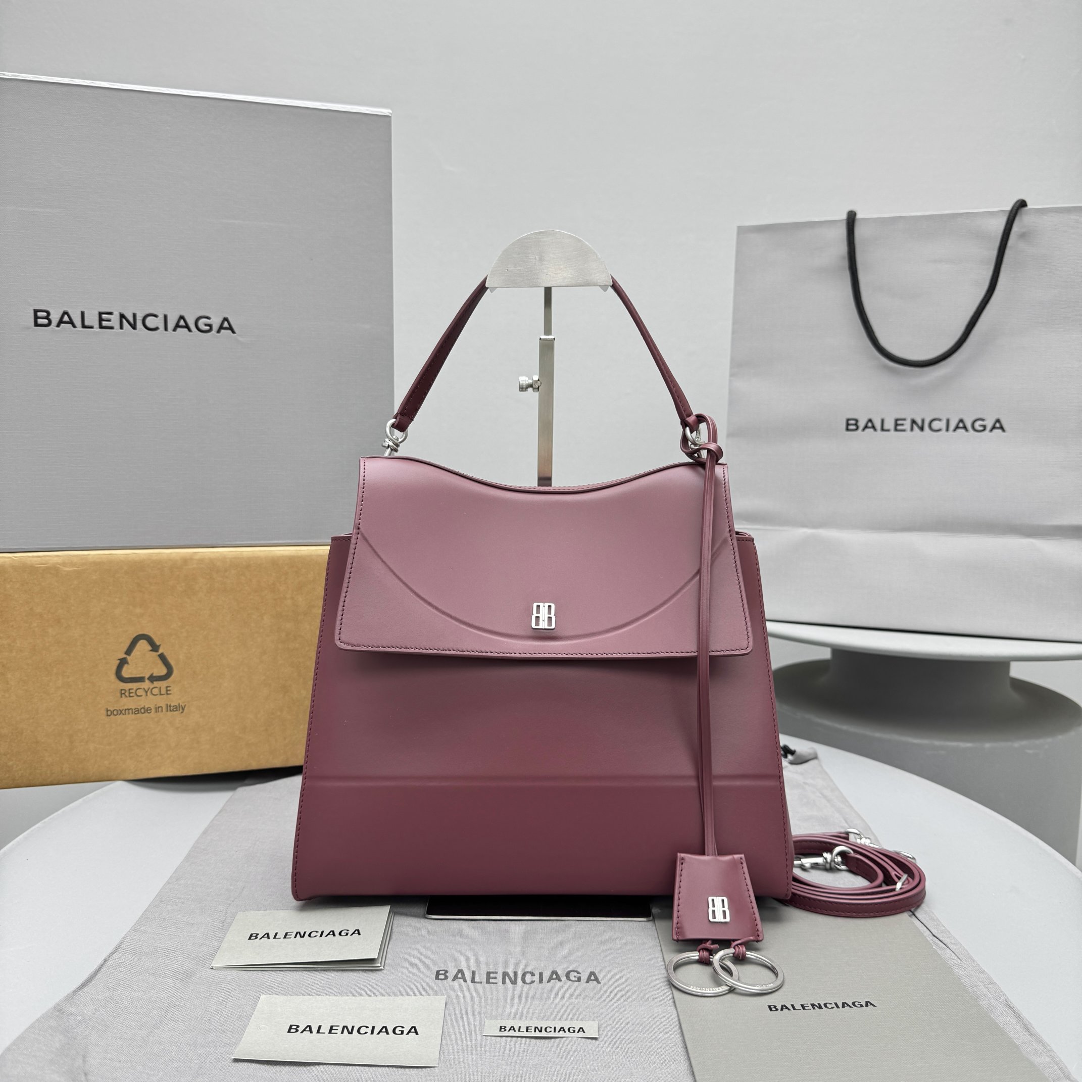 Bagsaaa Ba1en*iaga Nano Handbag Medium in dark burgundy smooth calfskin - 28cm