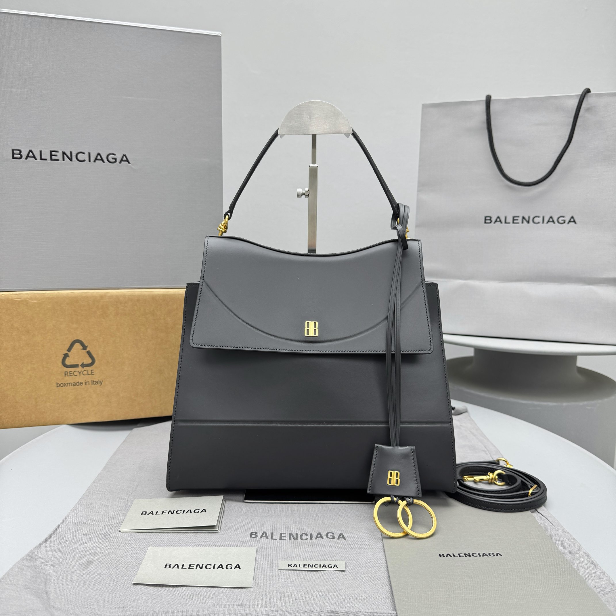 Bagsaaa Ba1en*iaga Nano Handbag Medium in black smooth calfskin - 28cm
