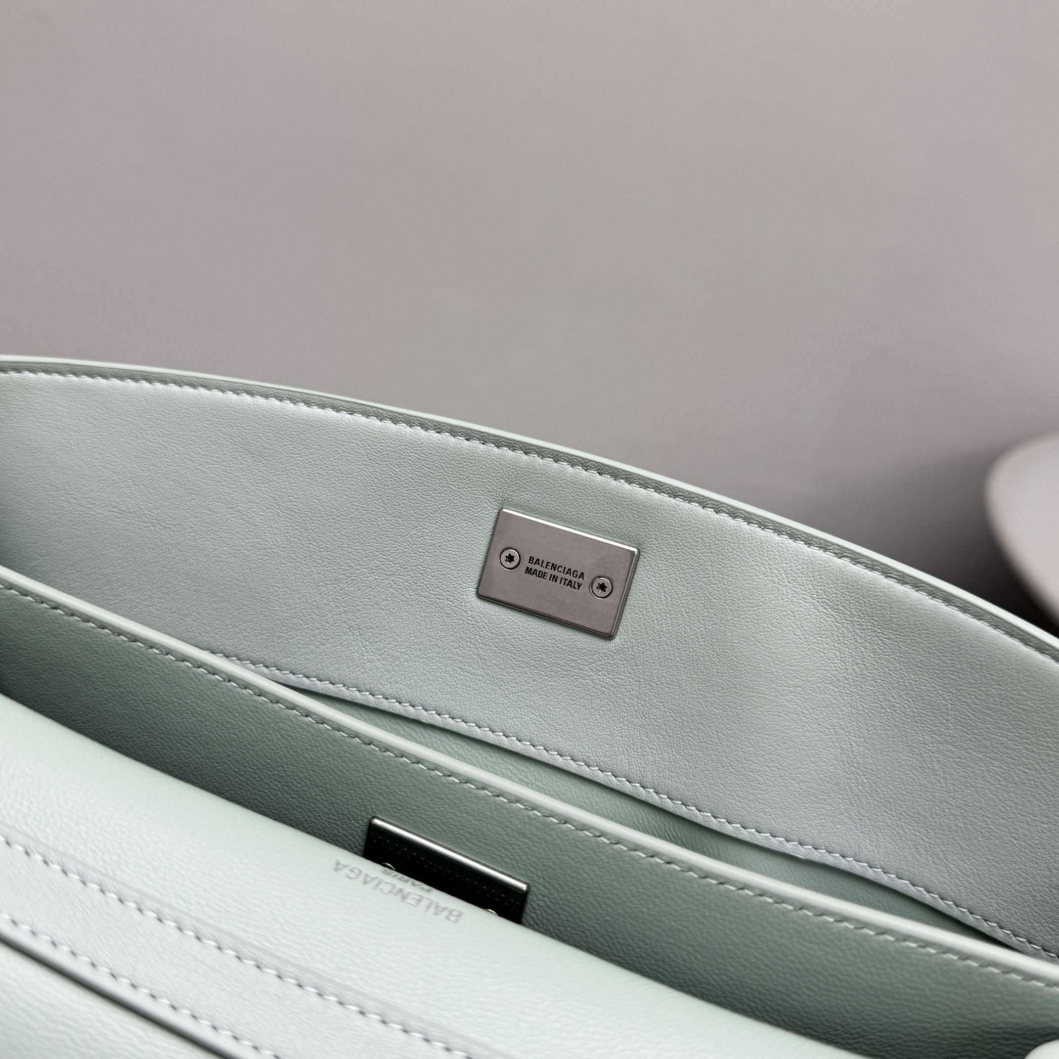 Bagsaaa Ba1en*iaga Rodeo Handbag Small in mineral green smooth calfskin - 27cm