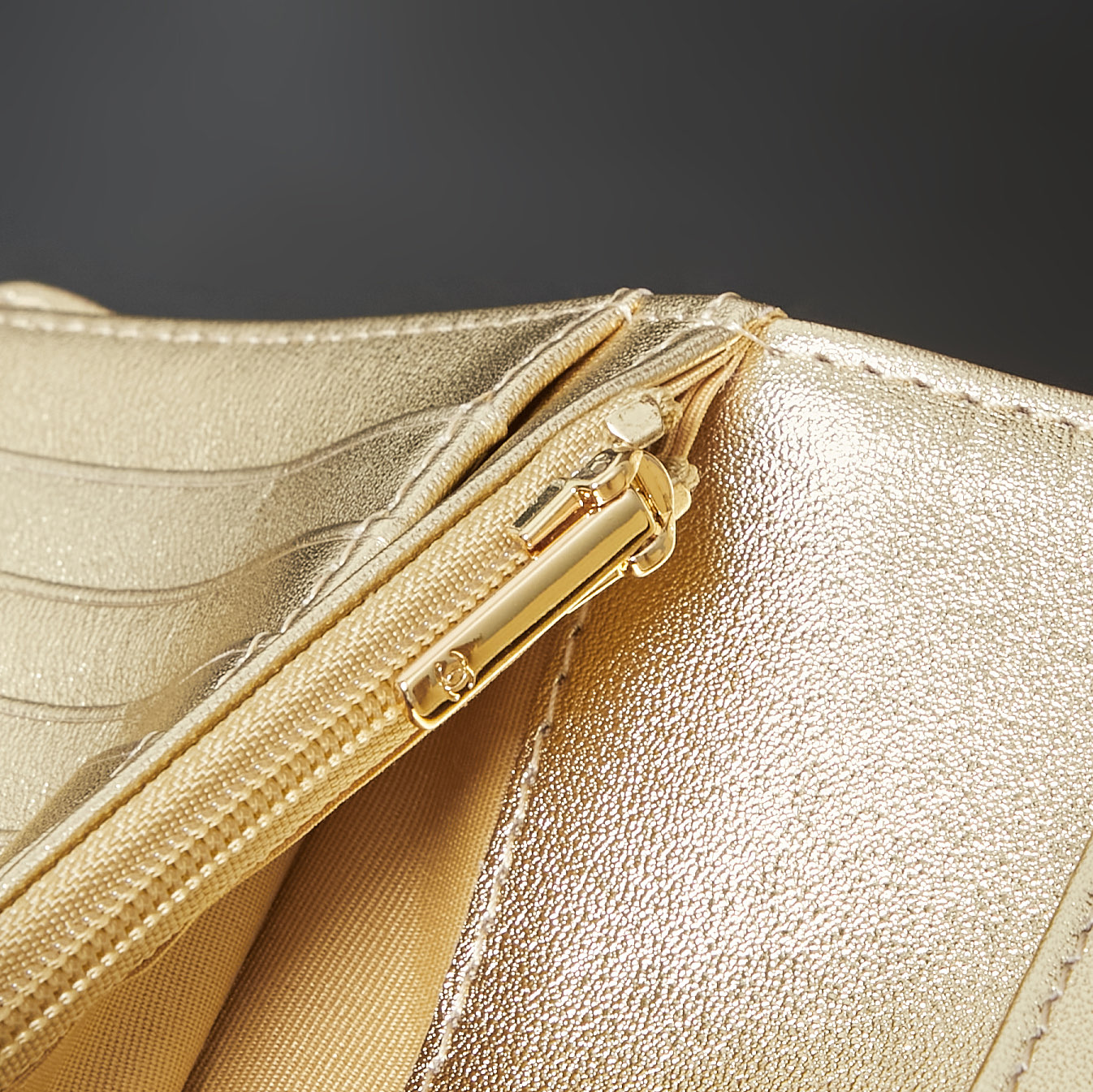 Bagsaaa Ch**el Gold Wallet - 15*10*3cm